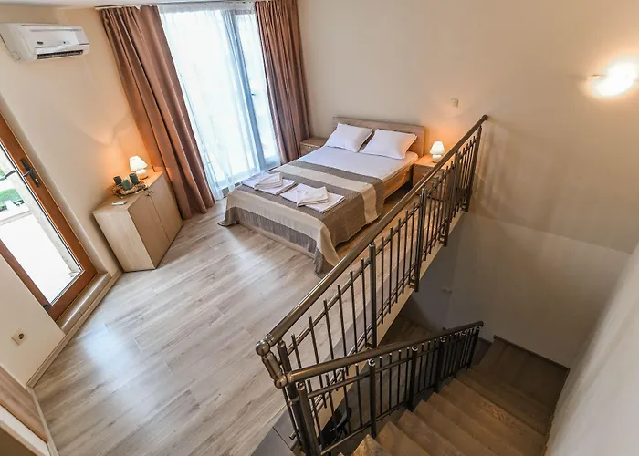 Apart Otel Onegin & Thermal Zone Süzebolu